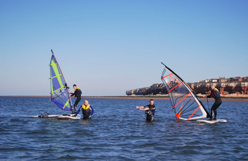 BOARDERLINE SURF SCHOOL