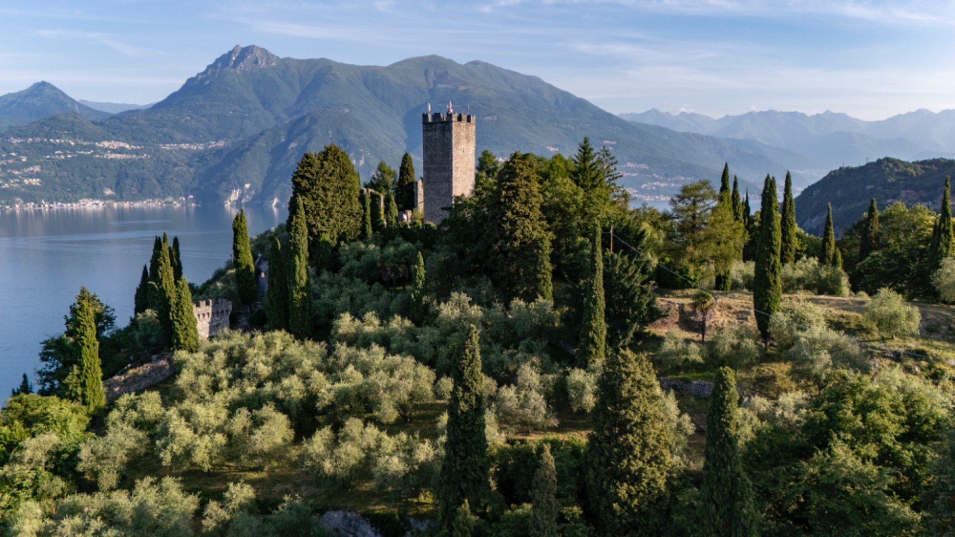 CASTELLO DI VEZIO 